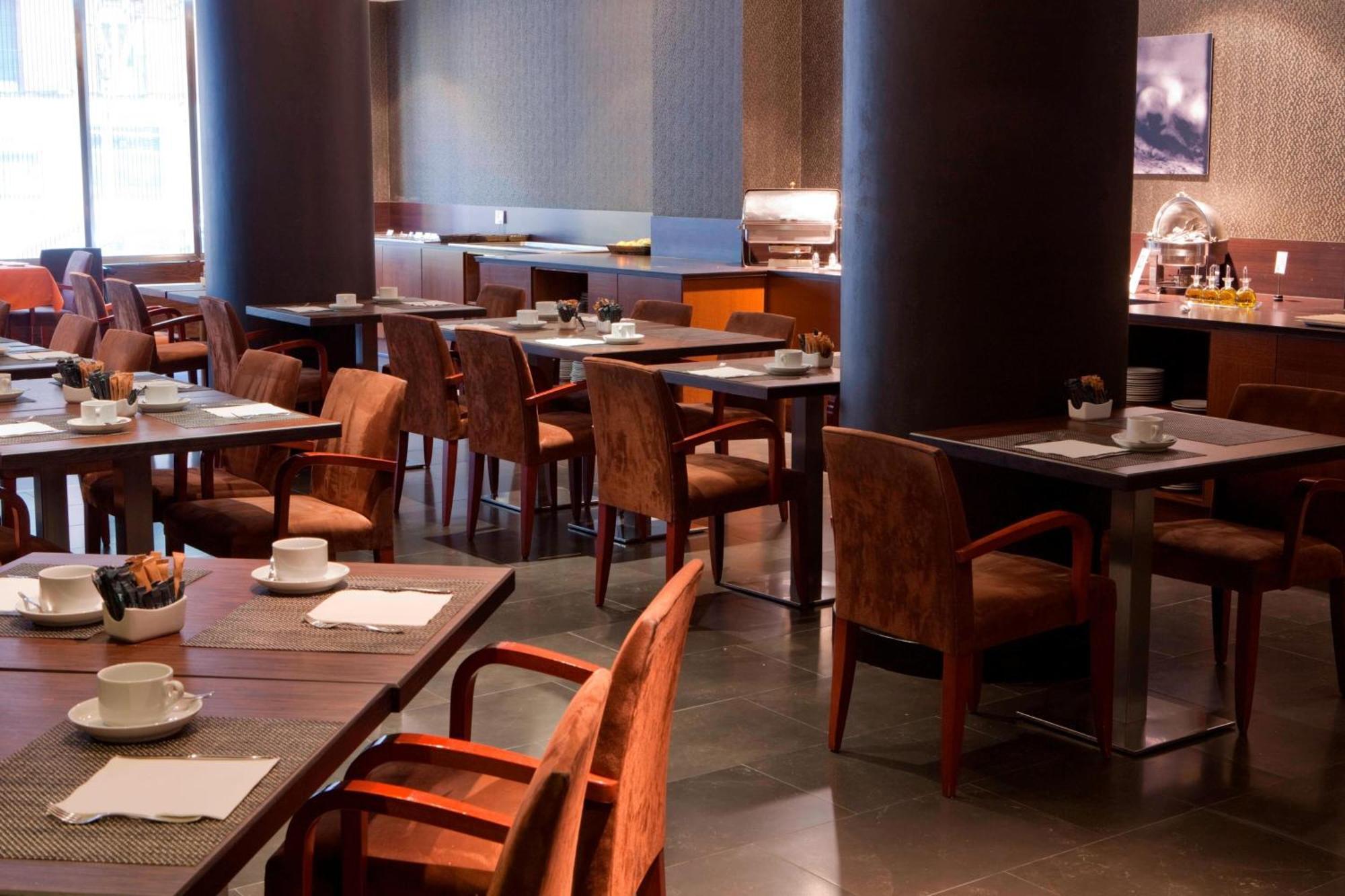 Ac Hotel Carlton Madrid By Marriott — Photos 2